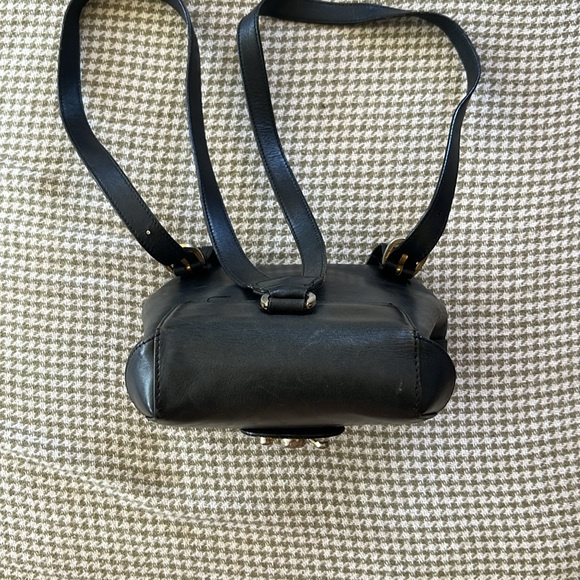 VINTAGE SALVATORE FERRAGAMO SWING CLASP BACKPACK PURSE - Picture 7 of 14